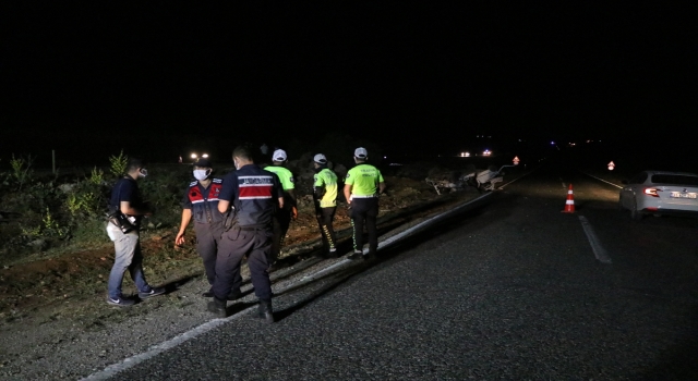 Gaziantep’te otomobil devrildi: 3 ölü, 2 yaralı