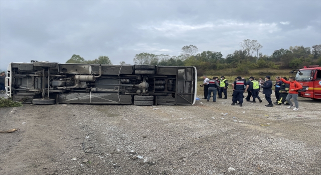 Bartın’da midibüs devrildi, Belediye Başkan Yardımcısı Kömeç ve 1 kişi öldü