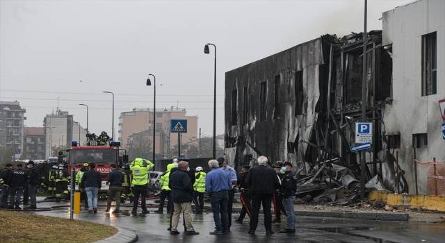 İtalya’da düşen küçük uçakta 8 kişi öldü