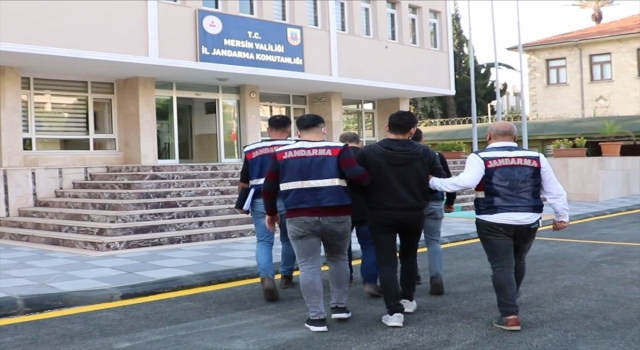 Mersin’de terör örgütü DEAŞ operasyonunda 2 şüpheli yakalandı 