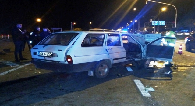 Amasya’da otomobil ile hafif ticari aracın çarpıştığı kazada 5 kişi yaralandı