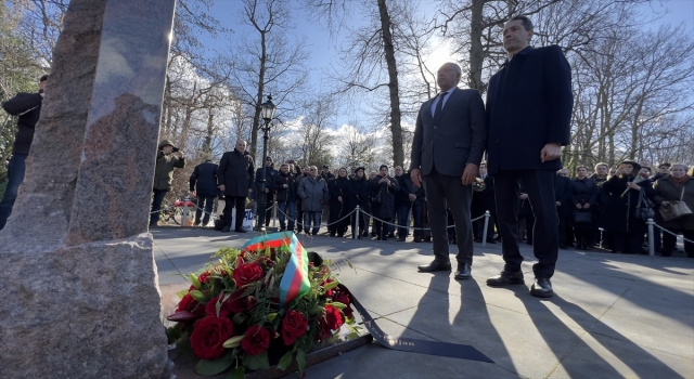 Hollanda’da Hocalı Katliamı ve Kahramanmaraş merkezli depremlerde hayatını kaybedenler anıldı