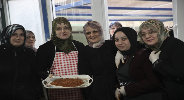 Batı Trakya’da Türkiye’deki depremzedeler için kermes düzenlendi