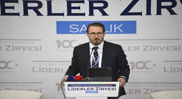 İstanbul ÜniversitesiCerrahpaşa Liderler Zirvesi ”sağlık” temasıyla başladı