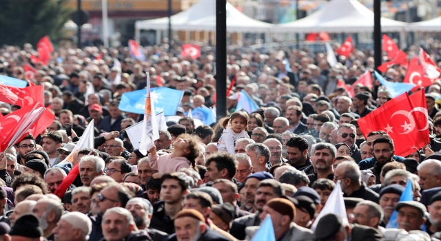 Cumhurbaşkanı Erdoğan: ”(AnkaraSivas YHT hattı) Daha düne kadar bu yatırımı gereksiz bulanların da hızlı treni kullandığını görüyor, açıkçası bundan memnuniyet duyuyoruz”