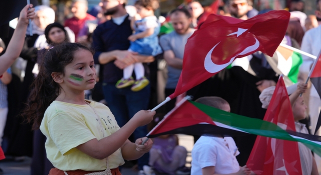 Sultanbeyli’de İsrail’in Gazze’ye saldırıları protesto edildi