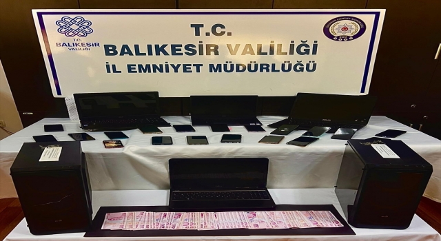 Balıkesir merkezli dolandırıcılık operasyonunda 15 zanlı tutuklandı