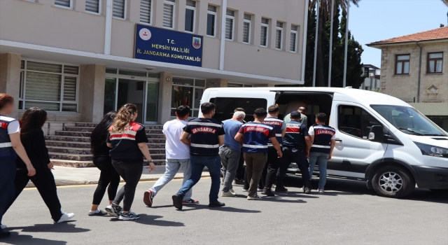 Mersin’de yasa dışı bahis operasyonunda 11 zanlı yakalandı
