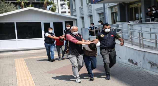 Mersin’de terör örgütü elebaşı lehine slogan atan 10 şüpheli tutuklandı