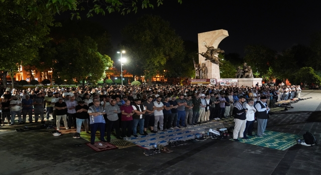 İstanbul’da Filistinliler için dua edildi