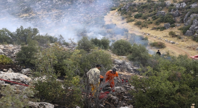 Gaziantep’te ormanlık alanda çıkan yangına müdahale ediliyor