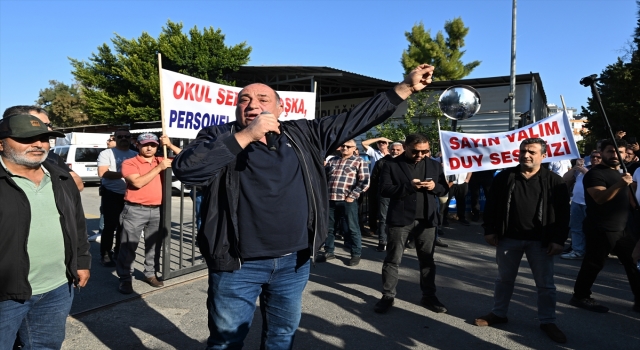 Antalya’da ulaşım esnafı ”UKOME” önünde eylem yaptı