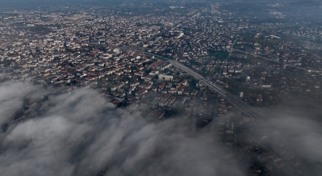 Bolu Dağı’nda sis hakim oldu