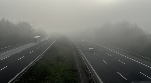 Bolu ve Düzce’de sis etkili oldu