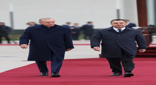 Cumhurbaşkanı Erdoğan, Bişkek’te resmi törenle karşılandı