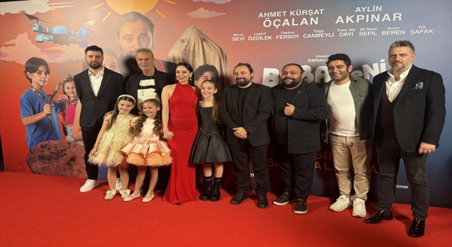 ”Baba Beni Güldürsene” filminin galası İstanbul’da yapıldı