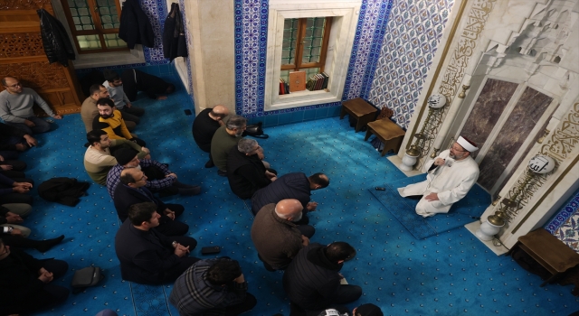 Diyanet İşleri Başkanı Erbaş, Bakü Şehitlik Camisi’ni ziyaret etti