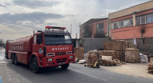 Kayseri’de sünger atölyesinde çıkan yangın söndürüldü