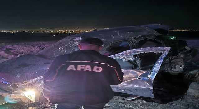 Kars’ta şarampole devrilen otomobildeki 1 kişi öldü, 2 kişi yaralandı