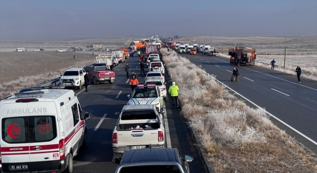 Van’da zincirleme trafik kazası